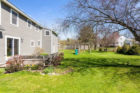 49 Bayview Lane Shelburne VT 05482