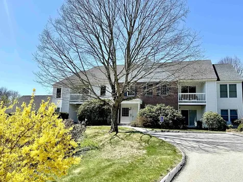 22 Windsor Court Keene NH 03431