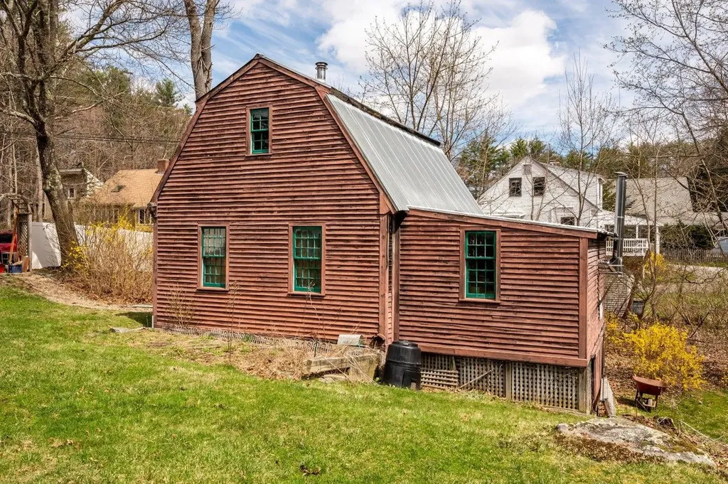 8 Davis Avenue Durham NH 03824