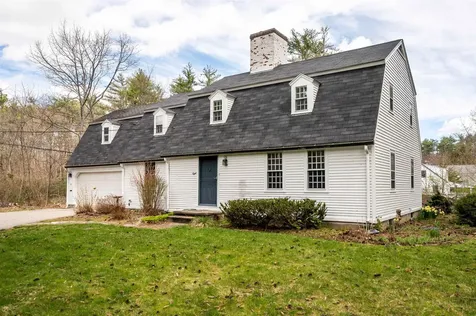 8 Davis Avenue Durham NH 03824