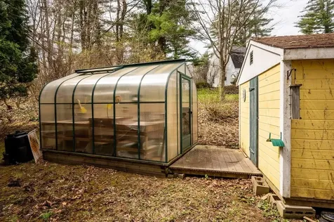 8 Davis Avenue Durham NH 03824