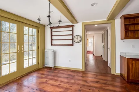 8 Davis Avenue Durham NH 03824