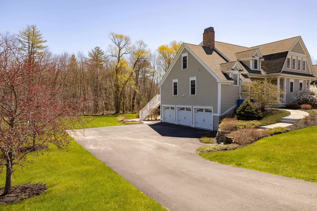4 Morgan Lane North Hampton NH 03862