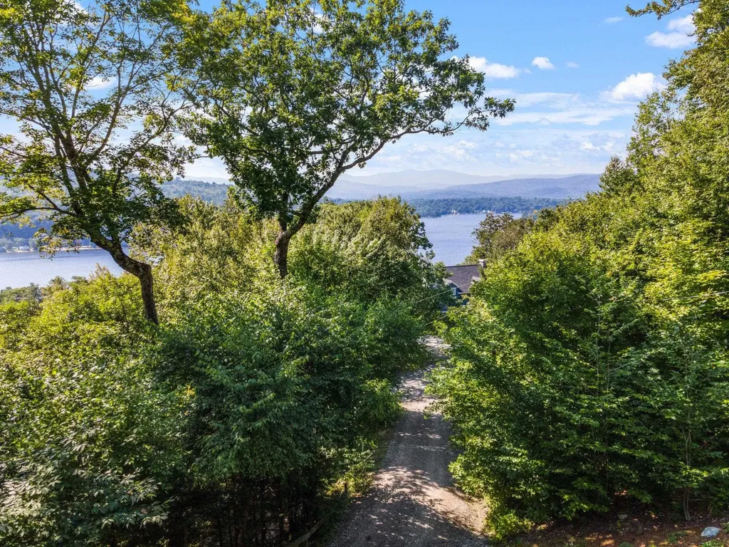 125 Fox Run Bristol NH 03222