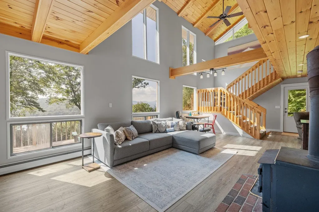 125 Fox Run Bristol NH 03222