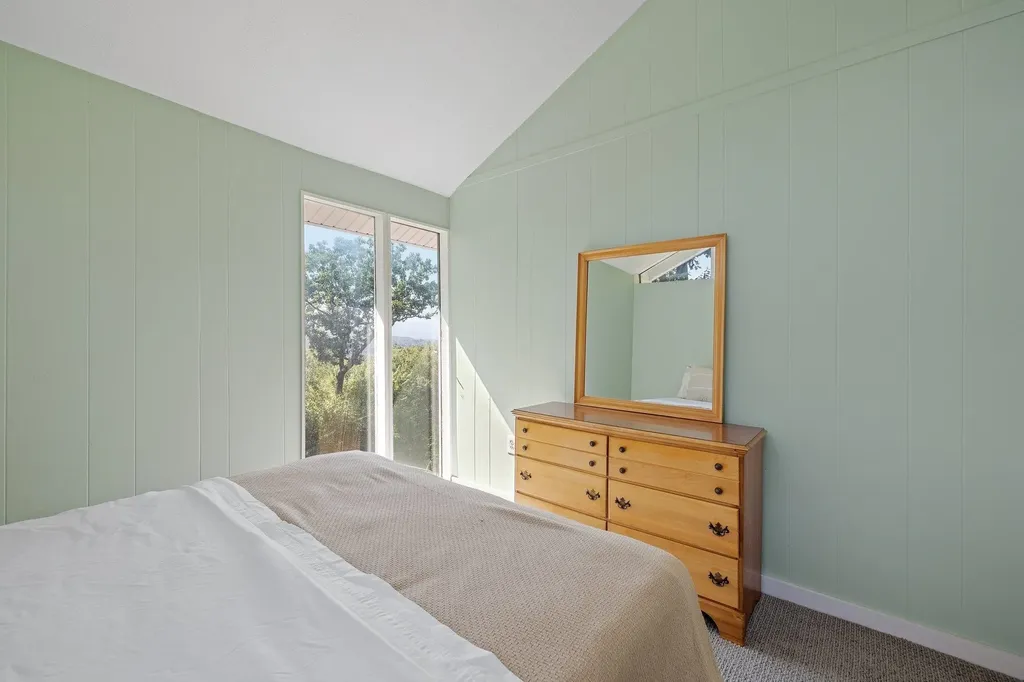 125 Fox Run Bristol NH 03222