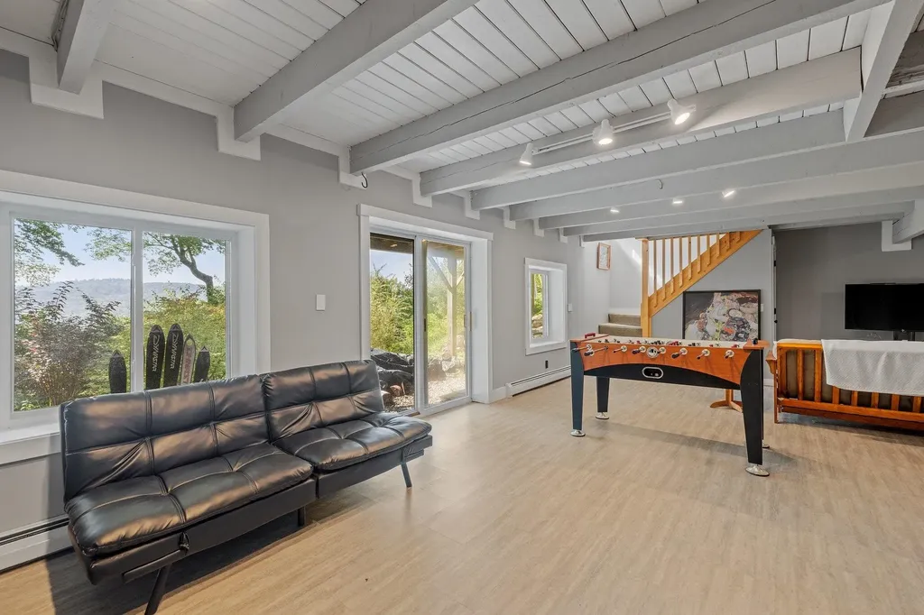 125 Fox Run Bristol NH 03222