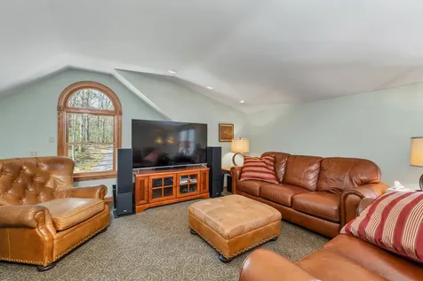 69 Marblehead Road Windham NH 03087