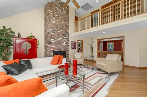 69 Marblehead Road Windham NH 03087
