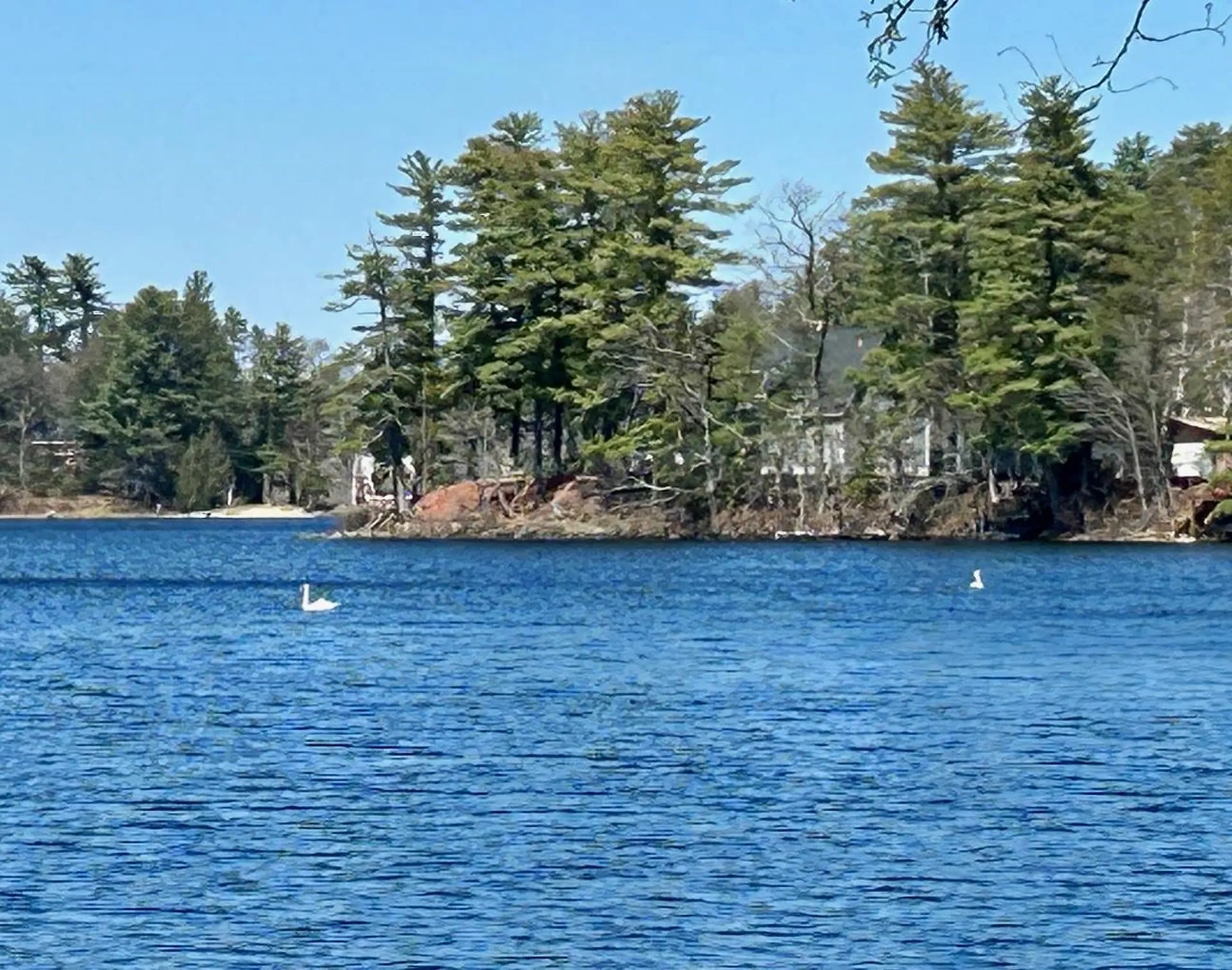 25 Wenmarks Road Newton NH 03858