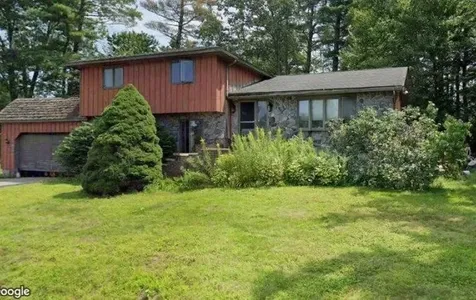 2 Lakeside Street Salem NH 03079