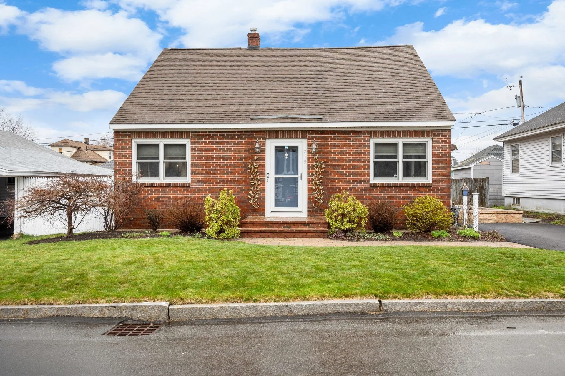 215 Reed Street Manchester NH 03102