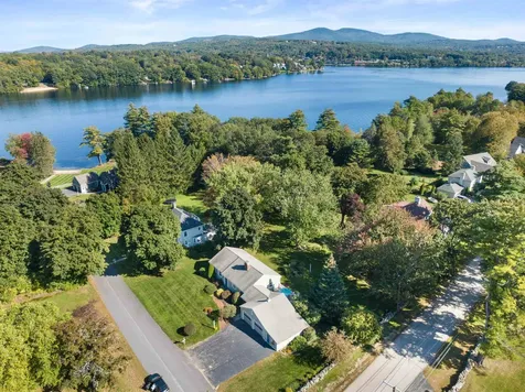 11 Round Bay Road Laconia NH 03246