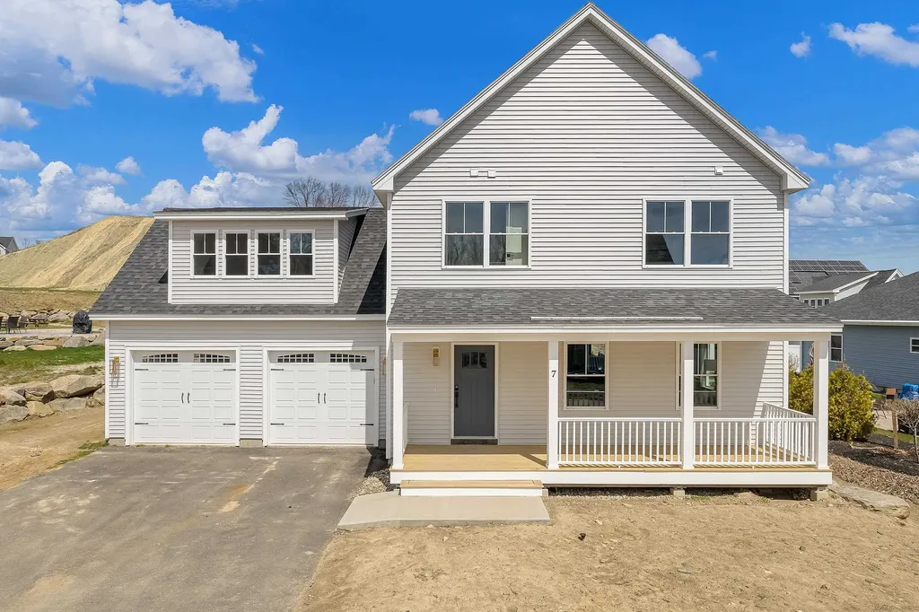 7 Eisenhower Drive Rochester NH 03867