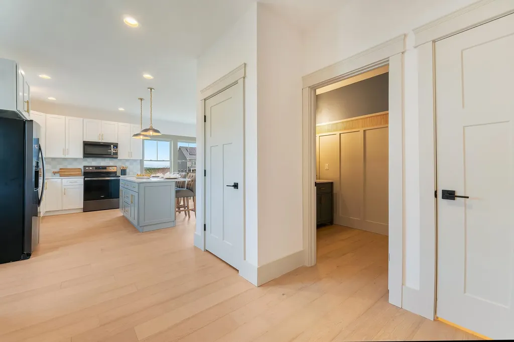 7 Eisenhower Drive Rochester NH 03867