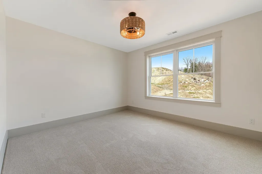7 Eisenhower Drive Rochester NH 03867