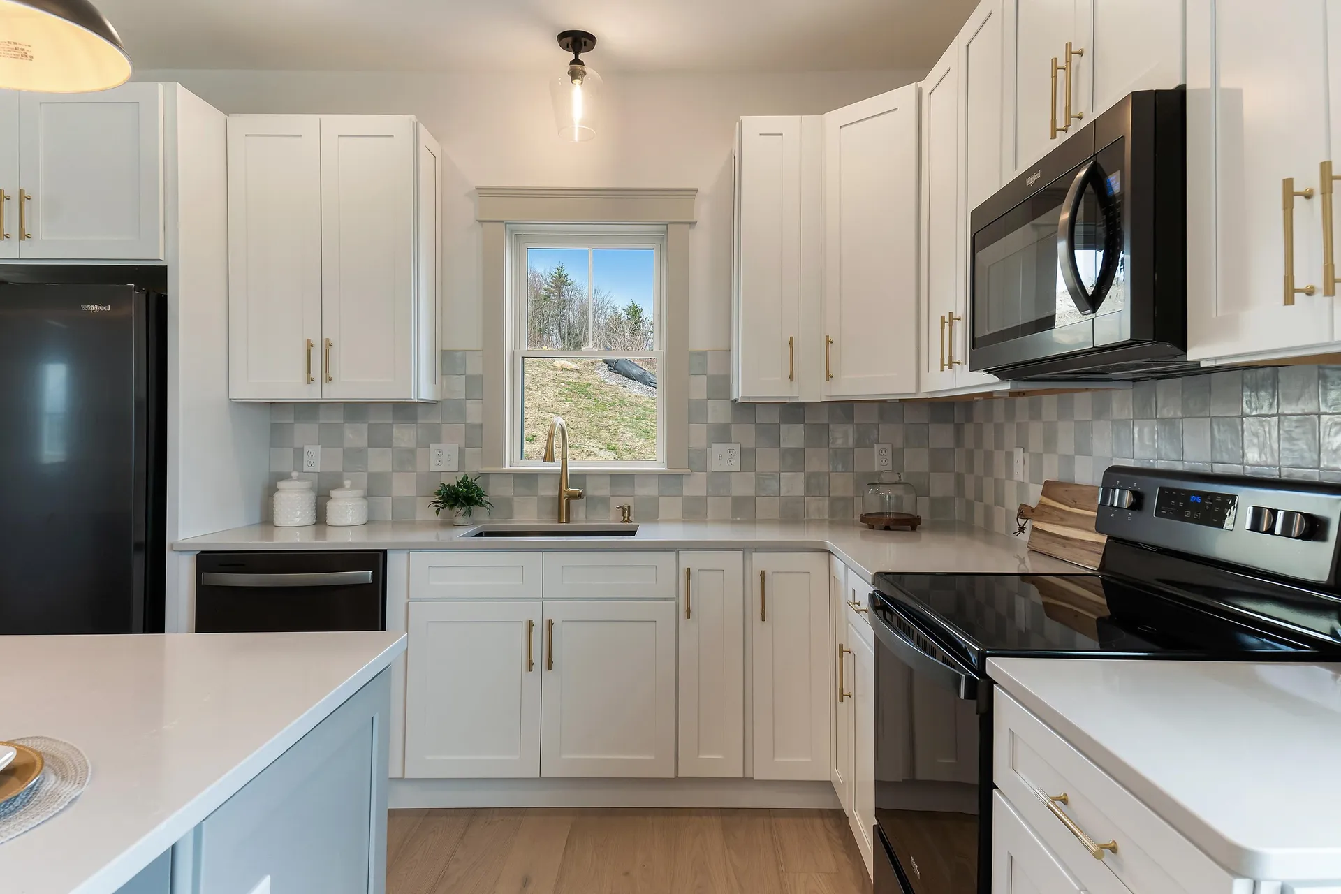 7 Eisenhower Drive Rochester NH 03867