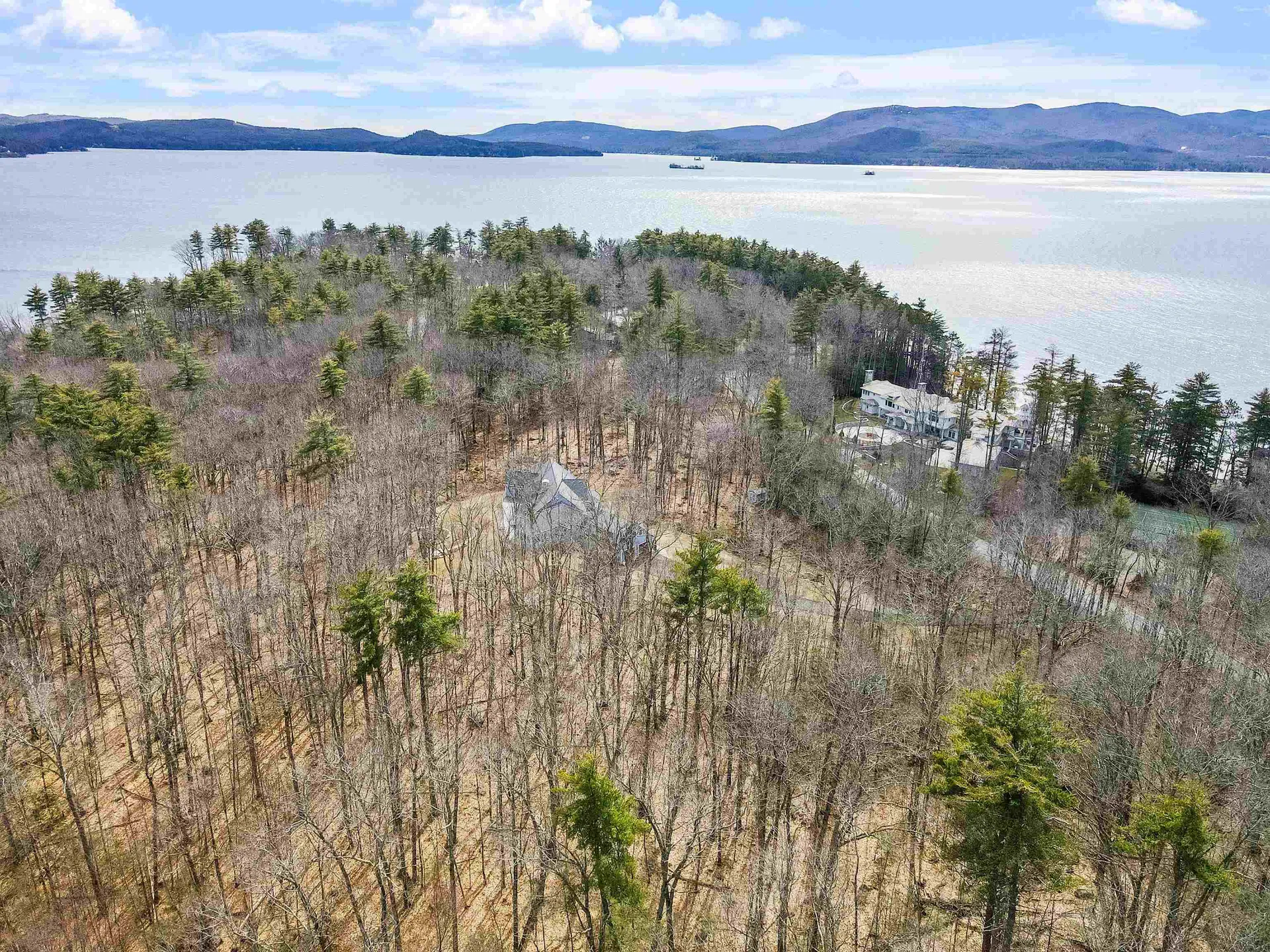 22 Tips Cove Road Wolfeboro NH 03894