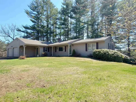 6 Gray Street Lebanon NH 03766