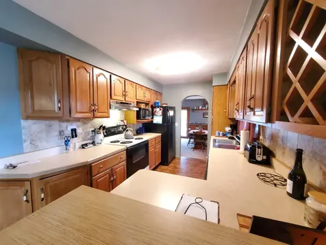6 Gray Street Lebanon NH 03766