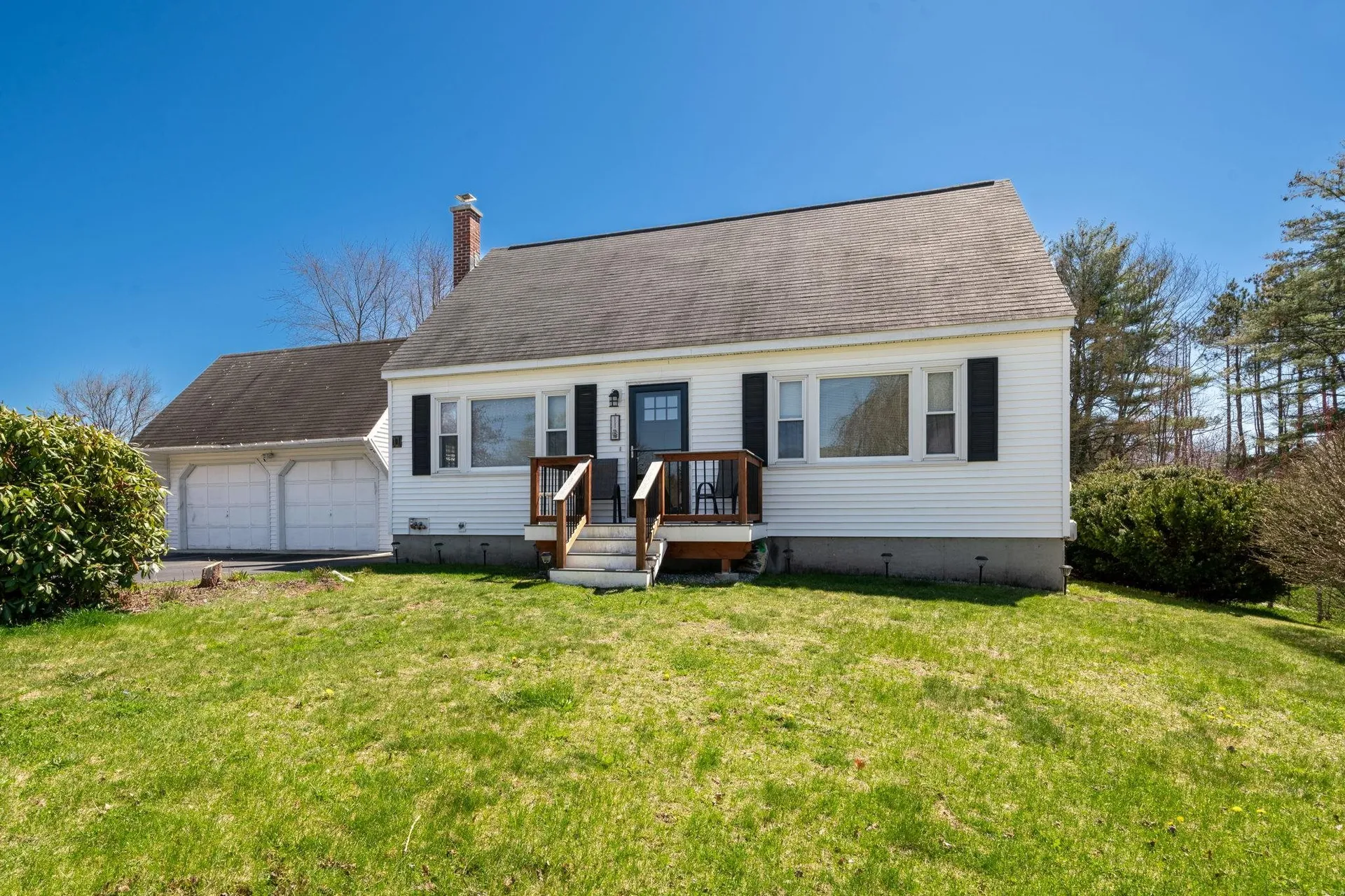 11 Donna Drive Pembroke NH 03275