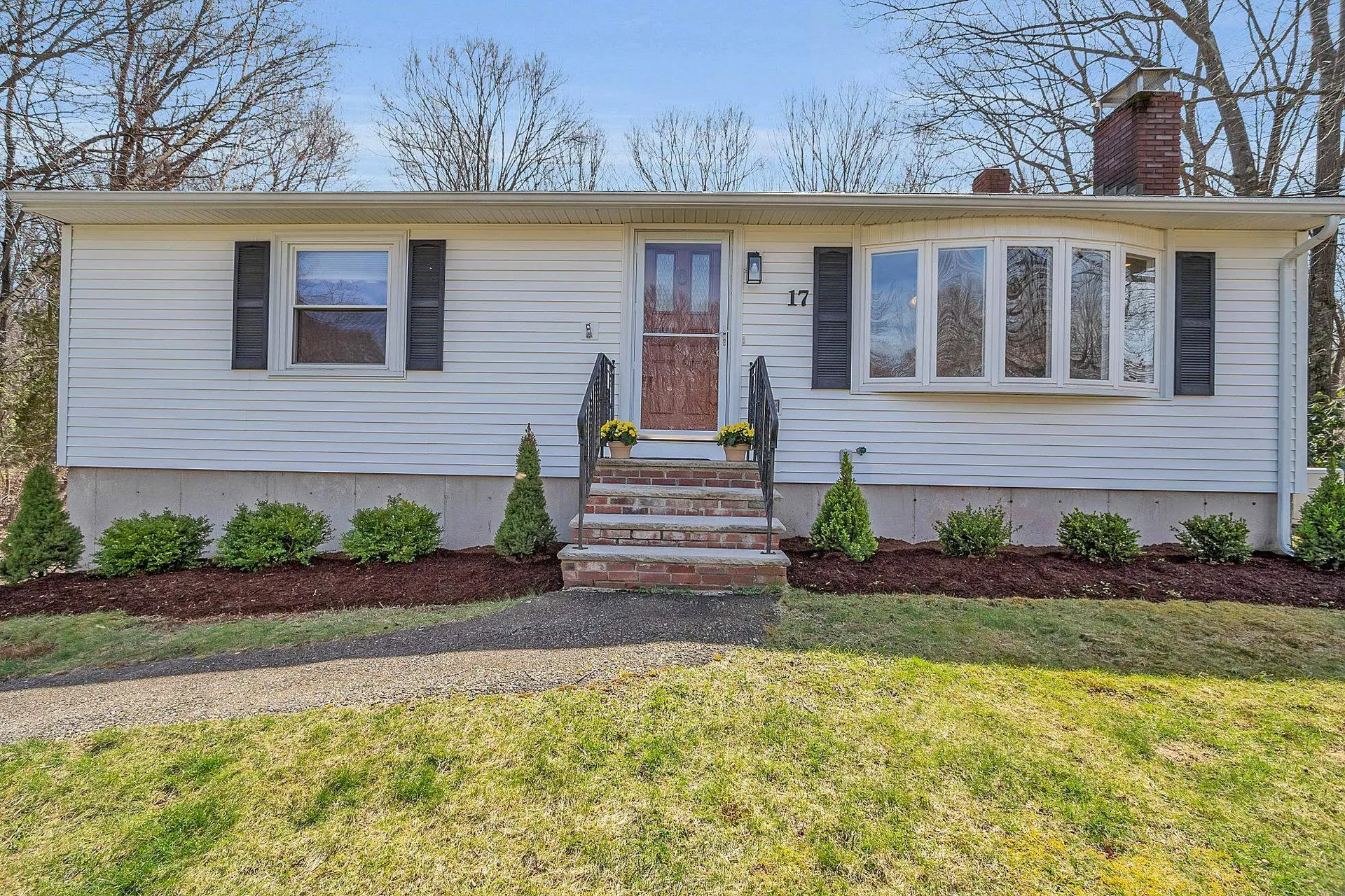 17 Merrill Drive Atkinson NH 03811