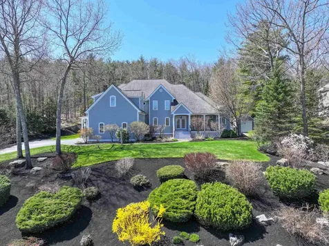 44 Cedar Crest Lane Auburn NH 03032