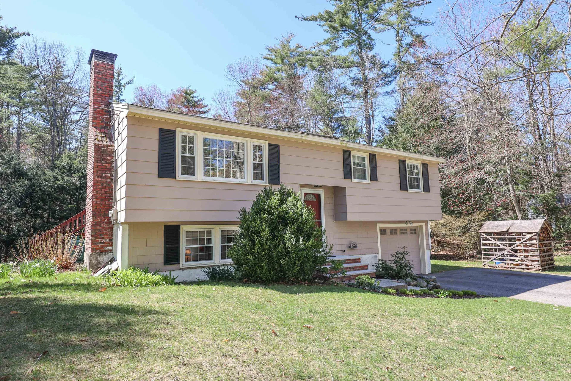 326 Wilsons Crossing Road Auburn NH 03032