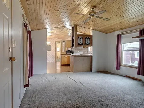 161 Penny Lane Shelburne VT 05482