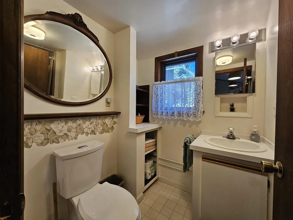 1495 Chester Road Grafton VT 05146