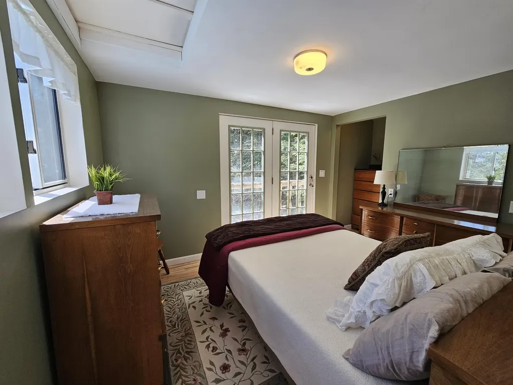 1495 Chester Road Grafton VT 05146