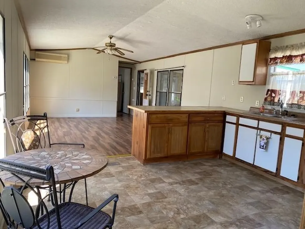 11 Dublin Street Gorham NH 03581