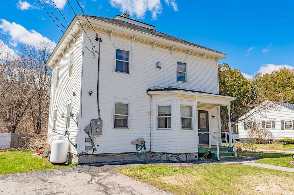 9 Grant Avenue Barre City VT 05641