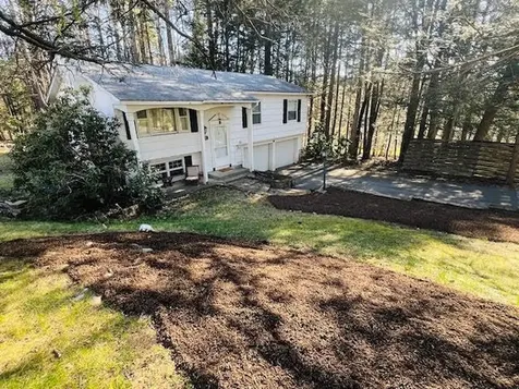 81 Carriage Hill Road Brattleboro VT 05301