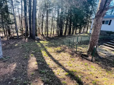 81 Carriage Hill Road Brattleboro VT 05301