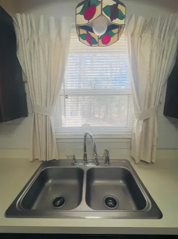 81 Carriage Hill Road Brattleboro VT 05301
