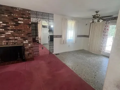 81 Carriage Hill Road Brattleboro VT 05301