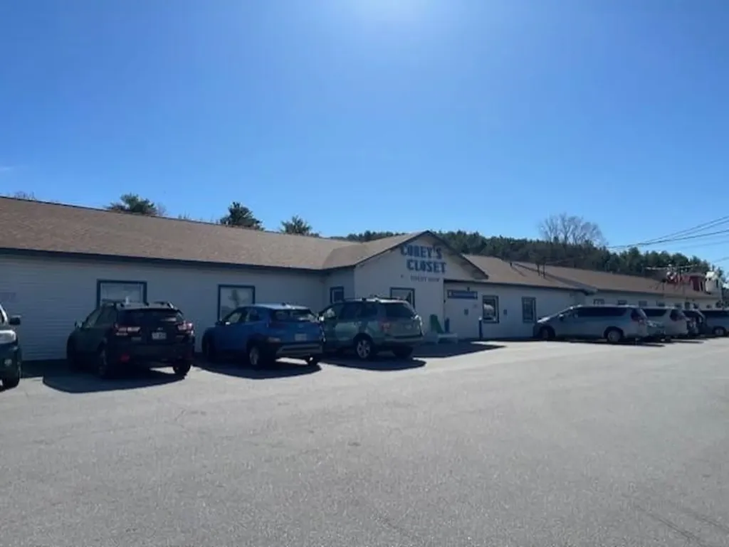 1329 Hooksett Road Hooksett NH 03106