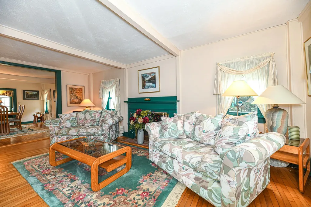 7 Green Street Exeter NH 03833