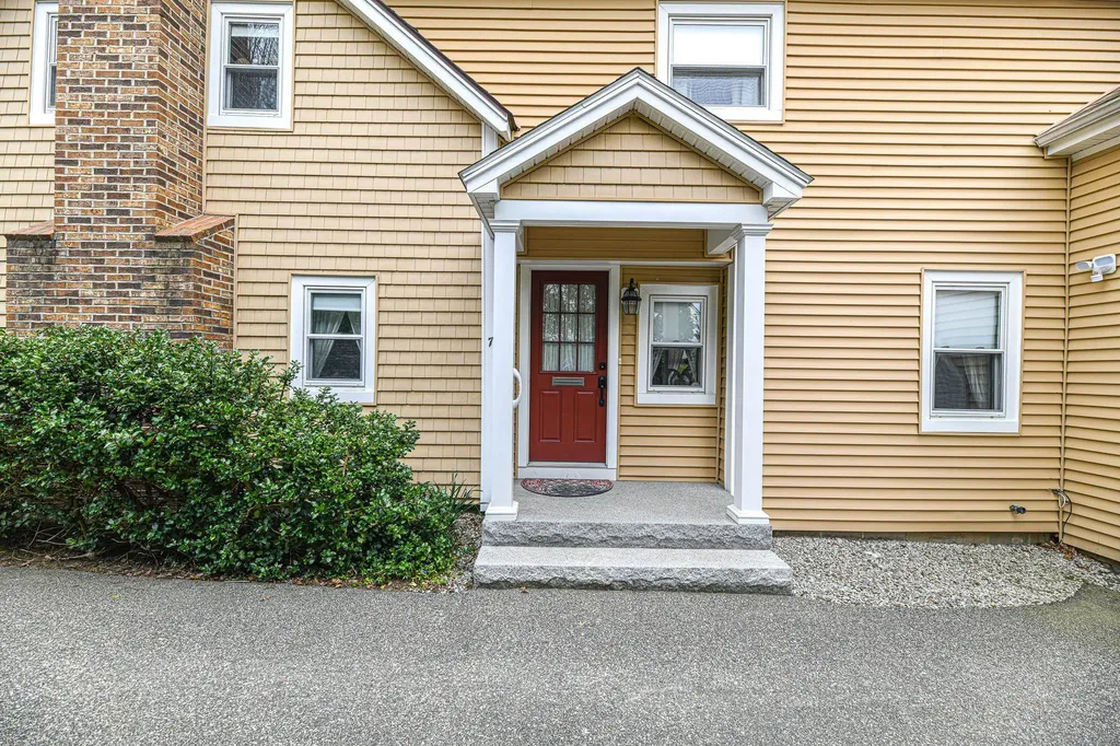 7 Green Street Exeter NH 03833