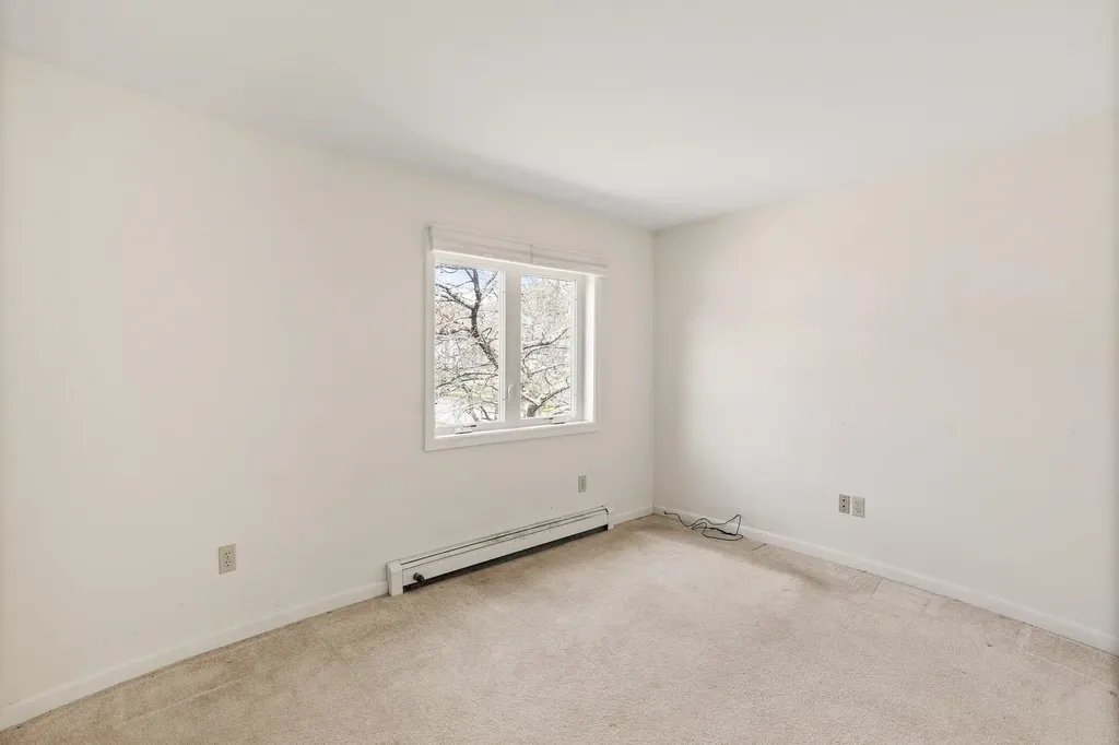 71 Cumberland Road Burlington VT 05401