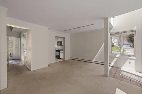 71 Cumberland Road Burlington VT 05401