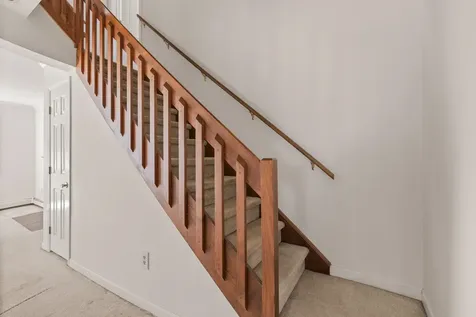 71 Cumberland Road Burlington VT 05401