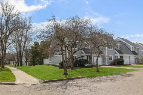 71 Cumberland Road Burlington VT 05401