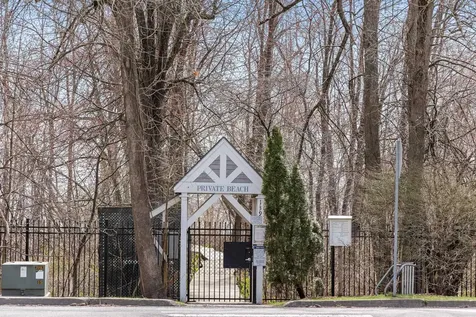 71 Cumberland Road Burlington VT 05401