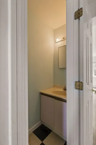 71 Cumberland Road Burlington VT 05401