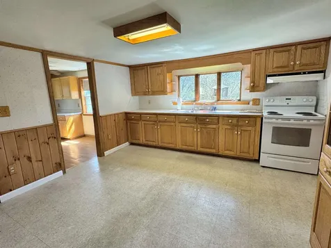 10 Fairbrothers Avenue Charlestown NH 03603