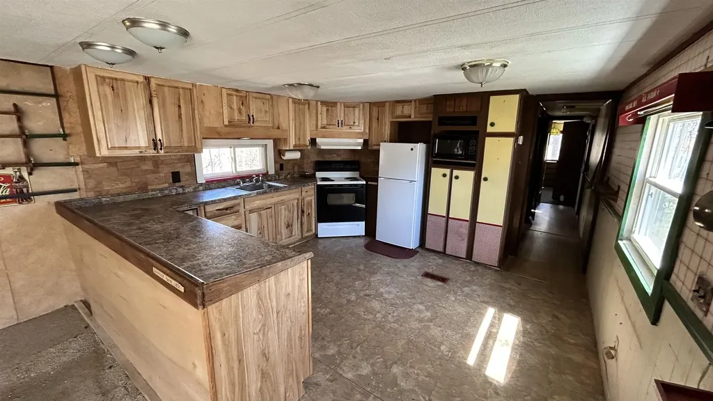9 Sargent Place Gilford NH 03249