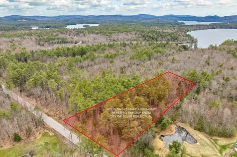 208-49 Anthon Road Center Harbor NH 03226