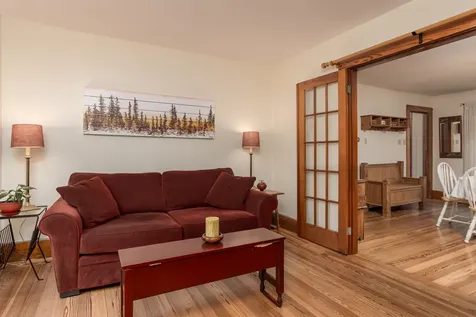 44 Pleasant Street Goffstown NH 03045